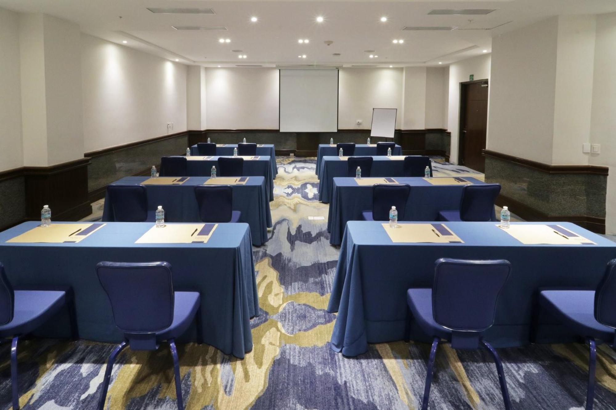 Hotel Indigo Guadalajara Expo By Ihg Luaran gambar